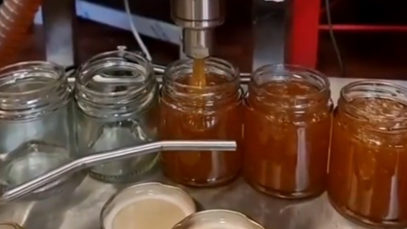 全自动定量包装机：：高效准确的包装解决方案